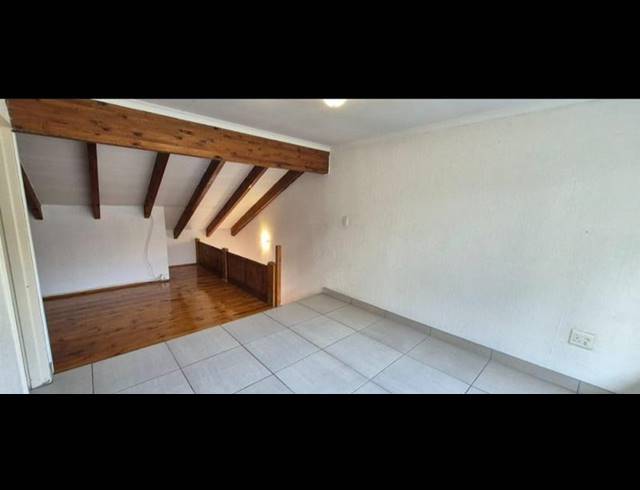 1 BEDROOM APARTMENT FOR SALE IN ORMONDE